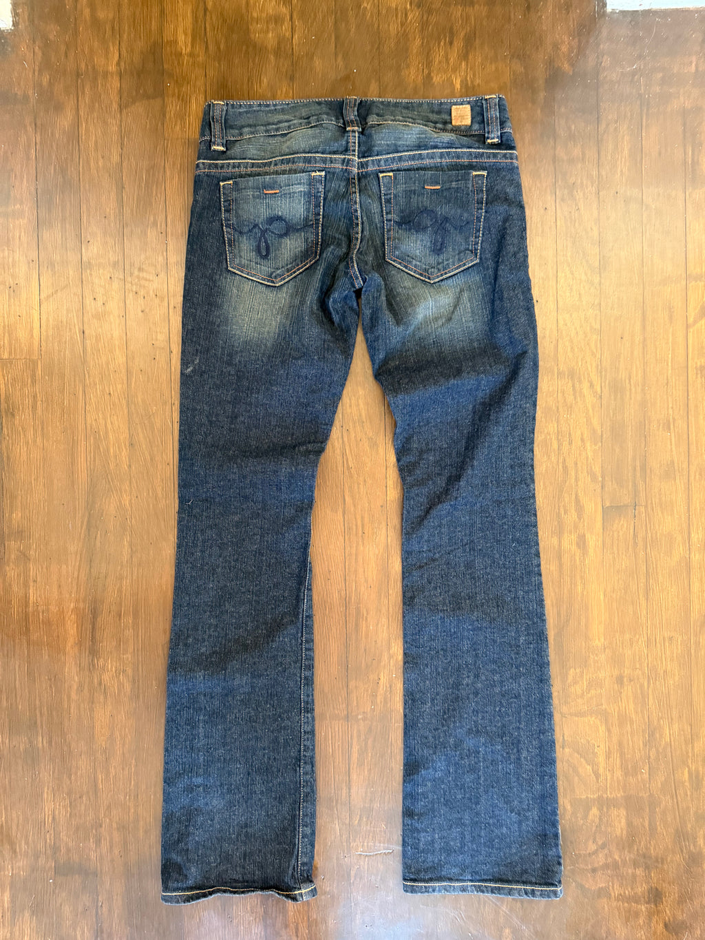 Guess jeans (size 28)