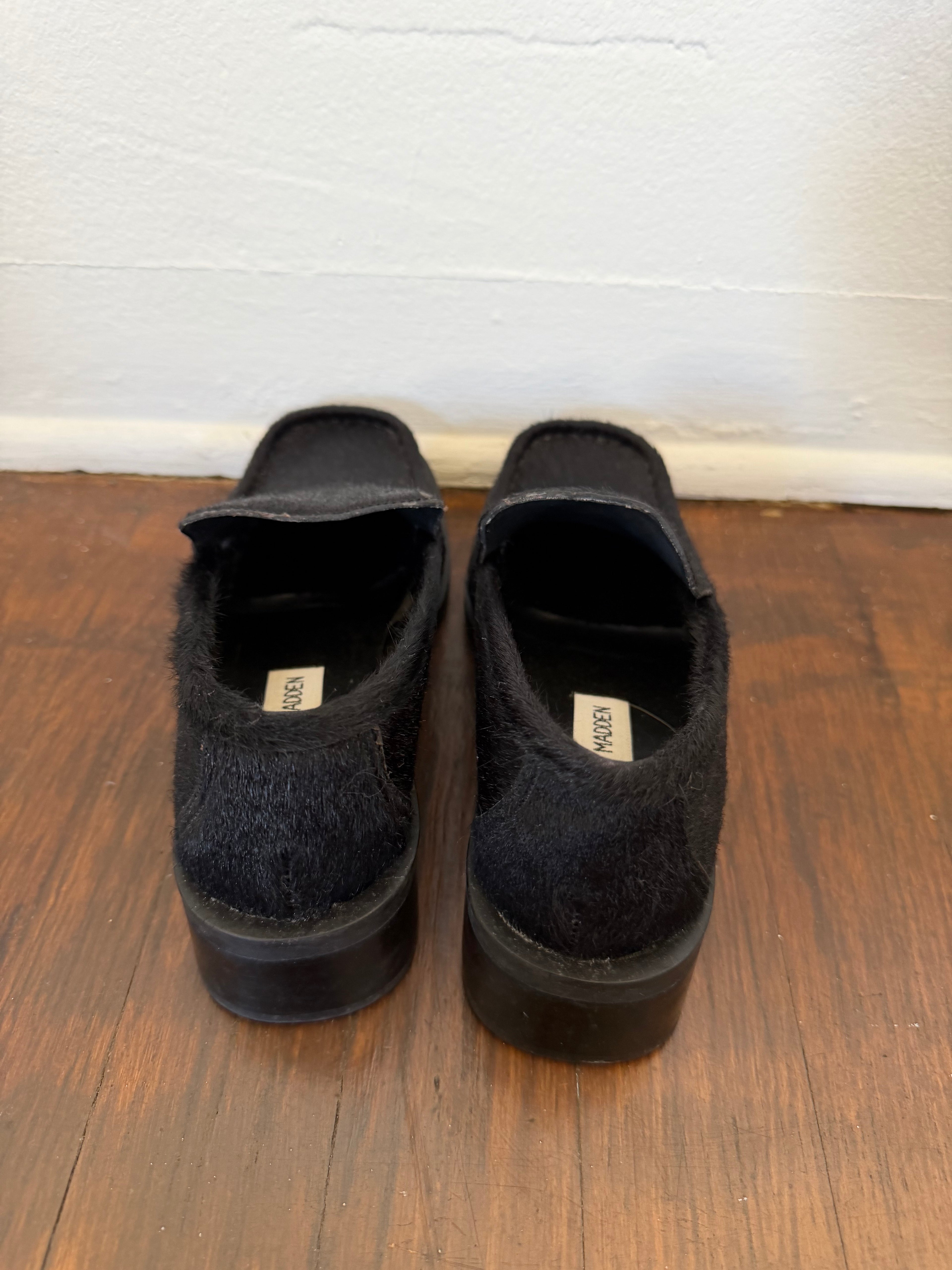 Steve Madden Loafers (size 6)